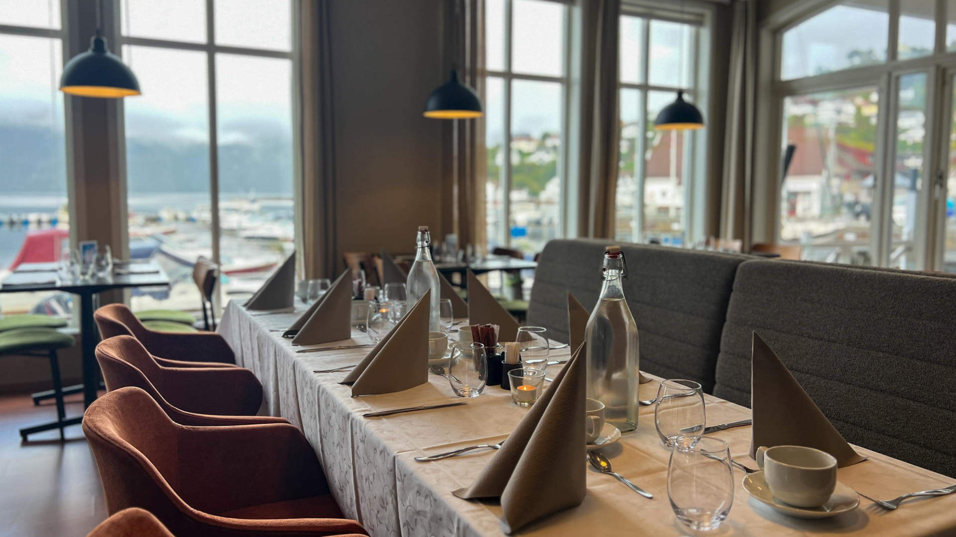 restaurant